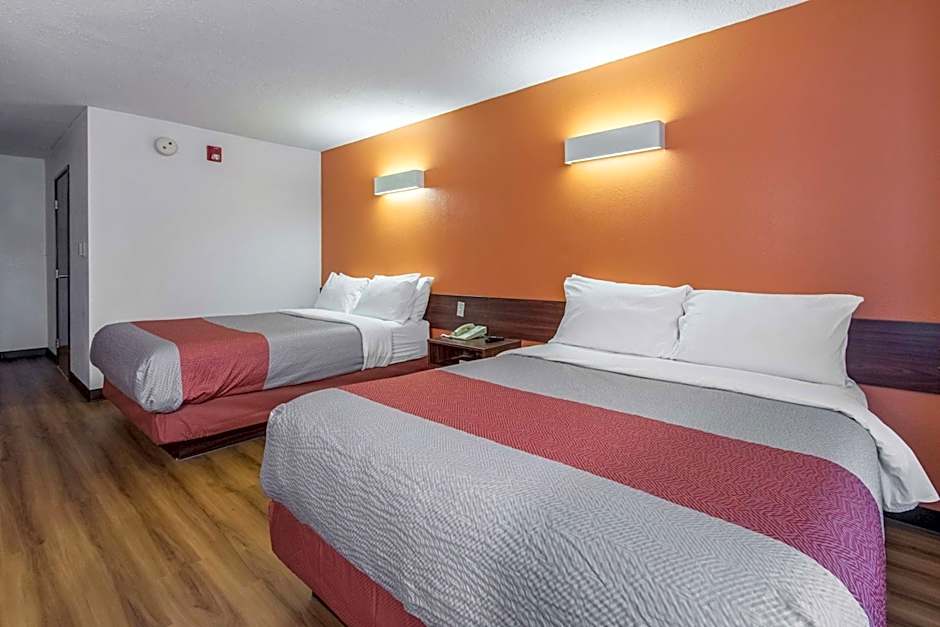 Motel 6-Streetsboro, OH