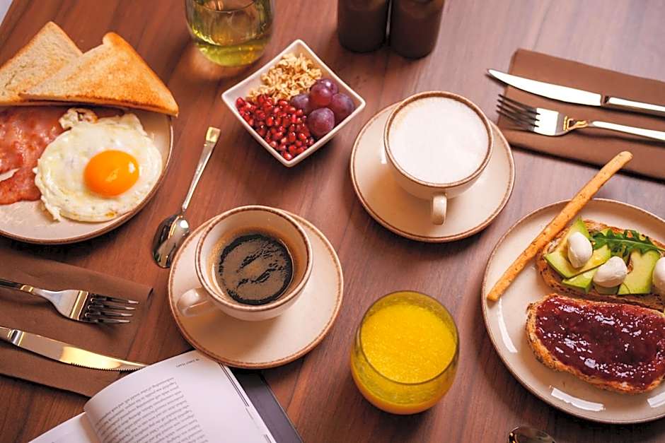 The Honest Budapest by Chic & Basic