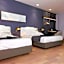 Le Embassy Hotel Georgetown