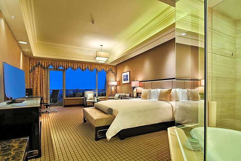 Photo 1 of 5 of Classic 2 Double Beds, Mountain View