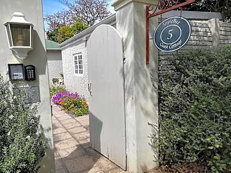 AppleBee Guest Cottages