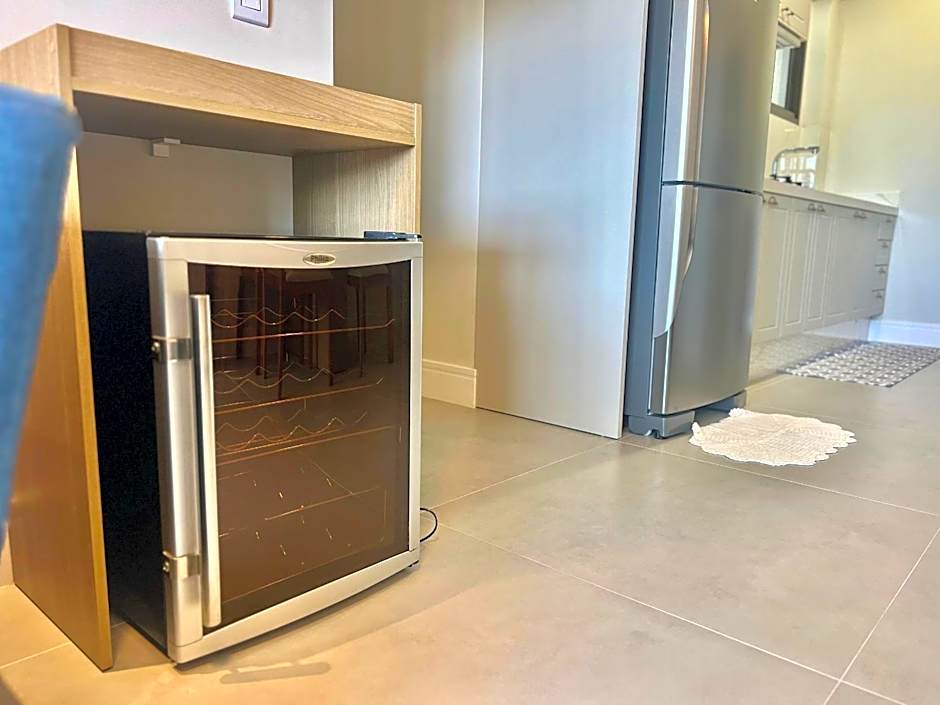 Lindo Apartamento! 100m da Praia Grande! EC01I