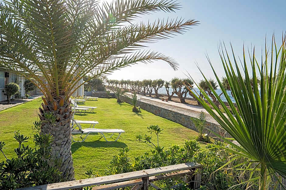 Maritimo Beach Hotel