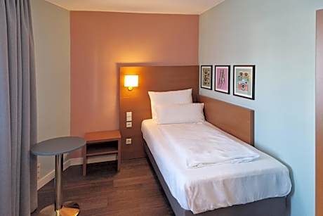 Standard Twin Room with Sofa Bed