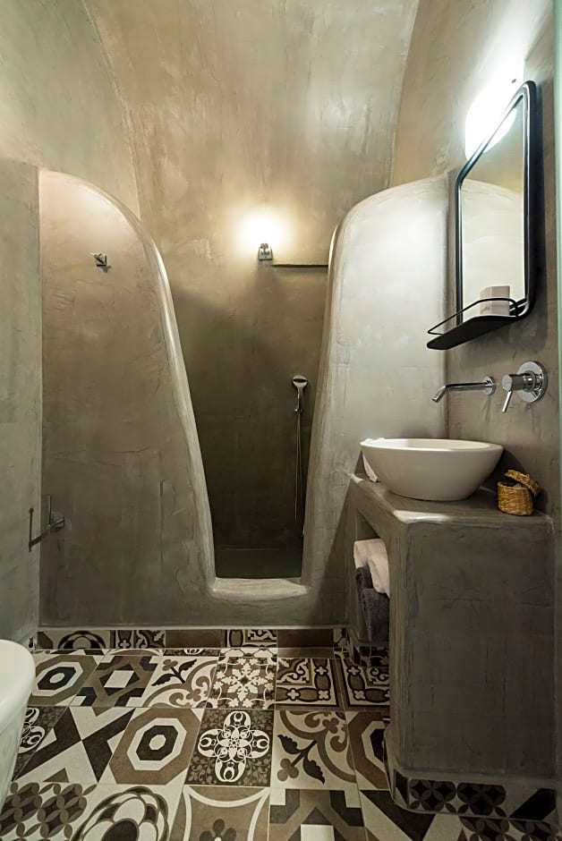 Photo 1 of 7 of Junior Suite, Hot Tub, View