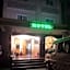 Ha Long Hotel