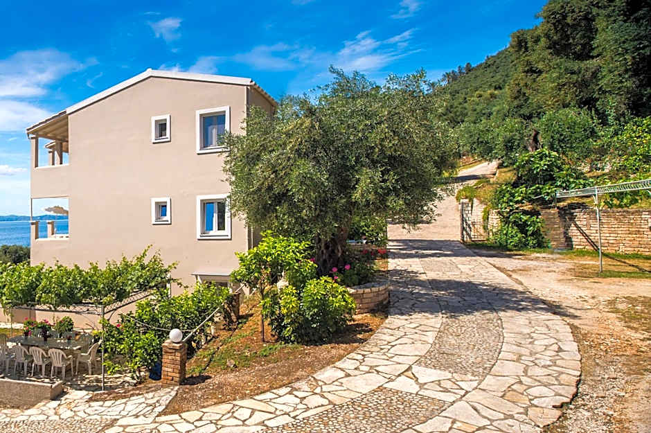 Krouzeri Beach Apartments