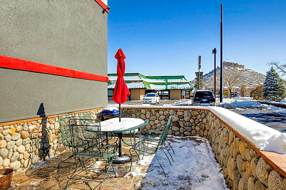 OYO Hotel Castle Rock CO Downtown