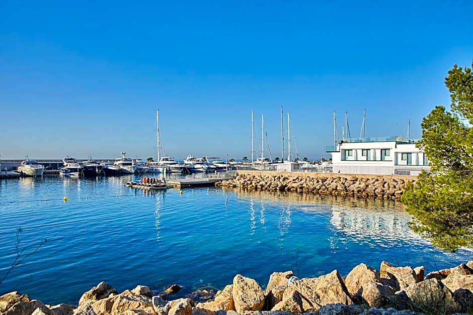 Calanova Sports Residence