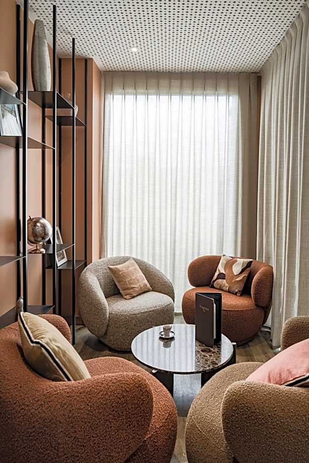 Mercure Chartres Est