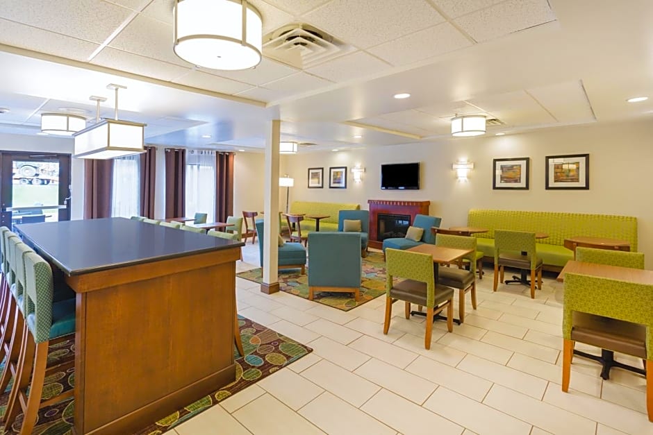 Holiday Inn Express Princeton/I-77