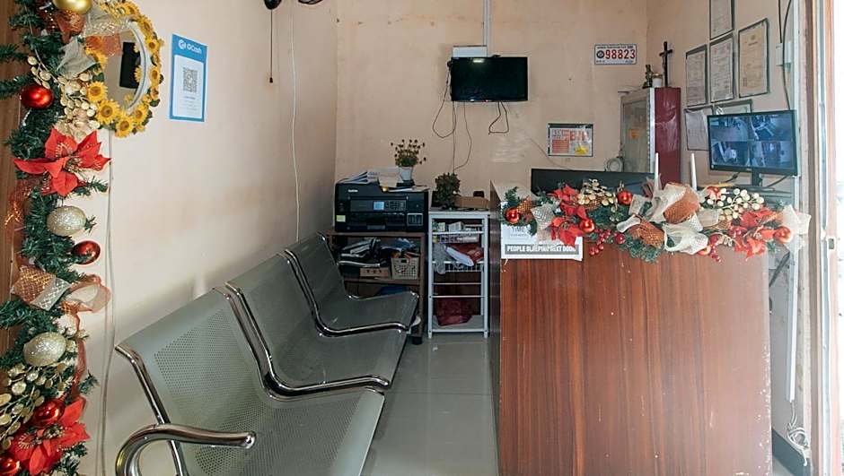 RedDoorz at Casa Buena Dormitel Davao City