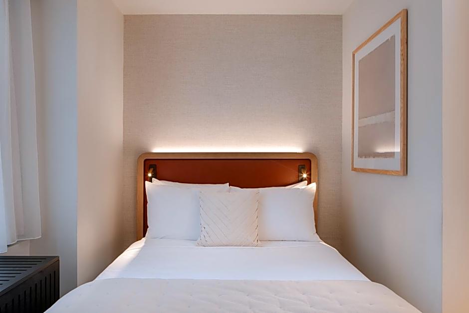 Aura Hotel Times Square