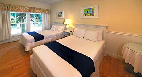 Two-Bedroom King Suite