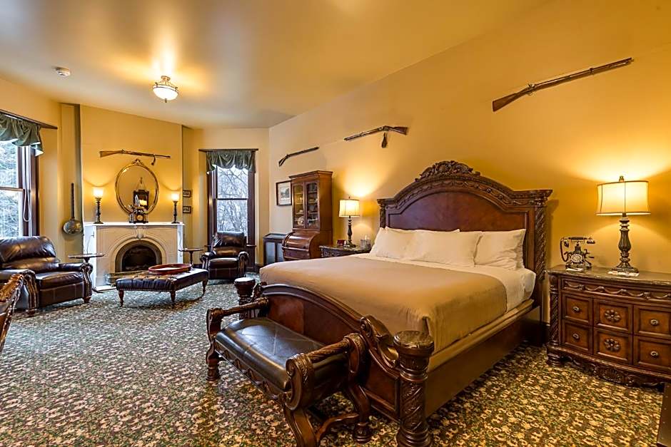Photo 1 of 1 of Superior 1 King Bed Suite