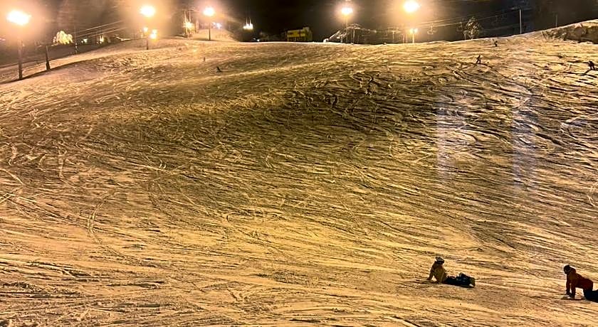 Ishiuchi Ski Center