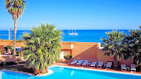 Hotel Punta Nord Est