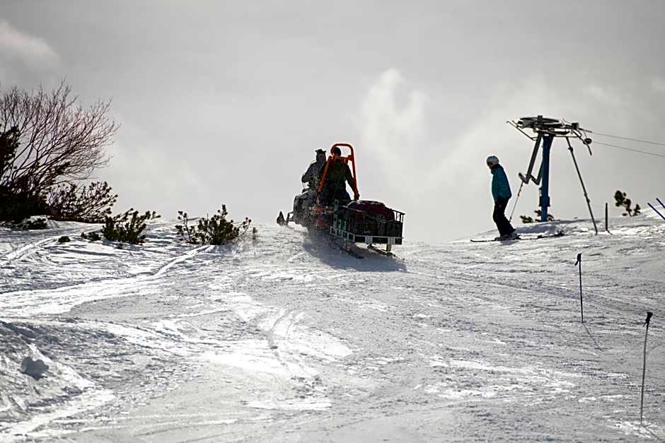 Gjaid-Alm 1739m am Dachstein-Only Accessible by Cable Car