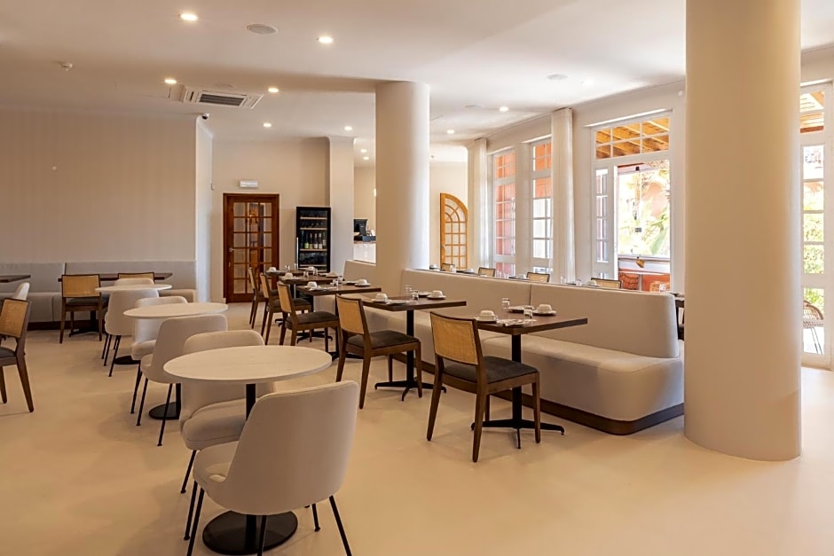 Hotel Belavista Da Luz