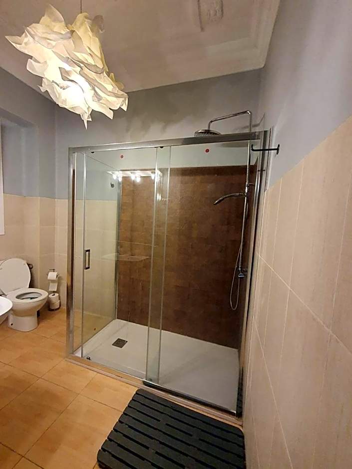 Russafa Youth Hostel