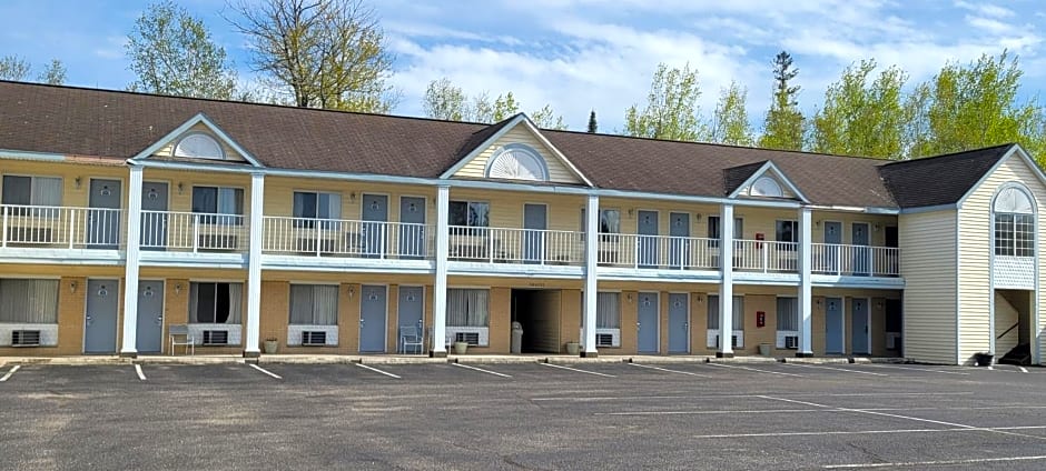 Thunderbird Inn Of Mackinaw City