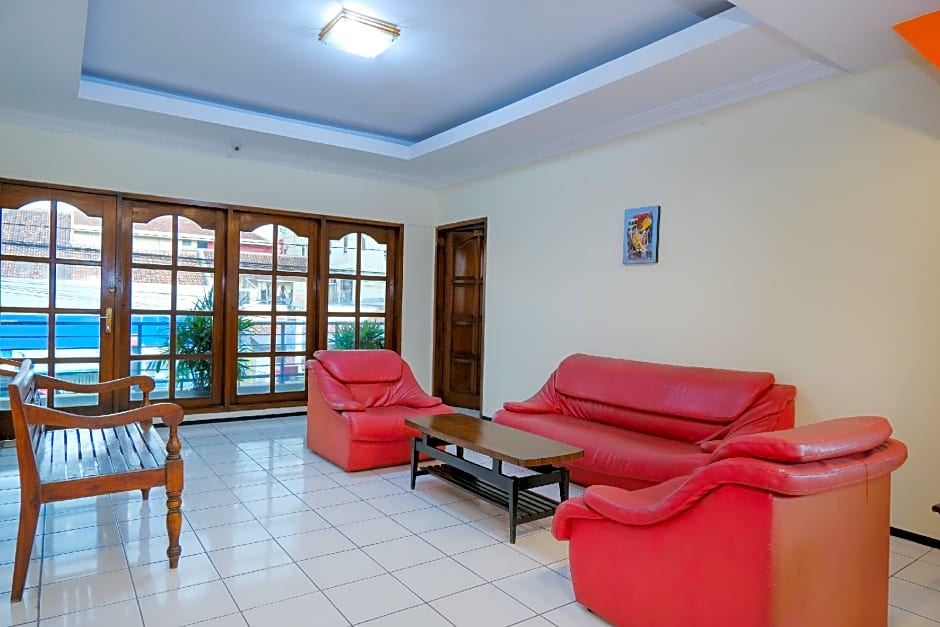 OYO 206 Hotel Candra Kirana