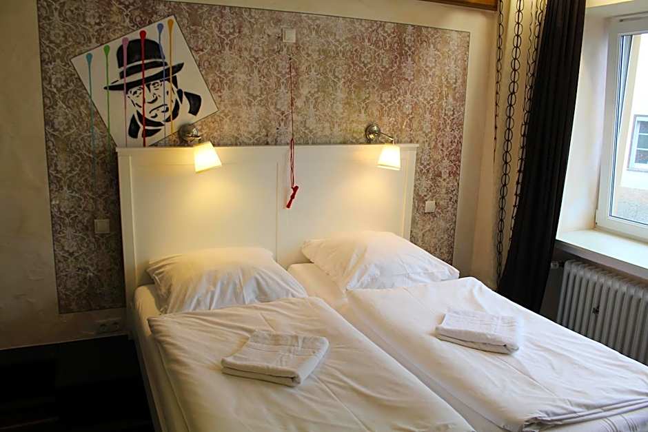 Pastis - Staffless with Self Check-In