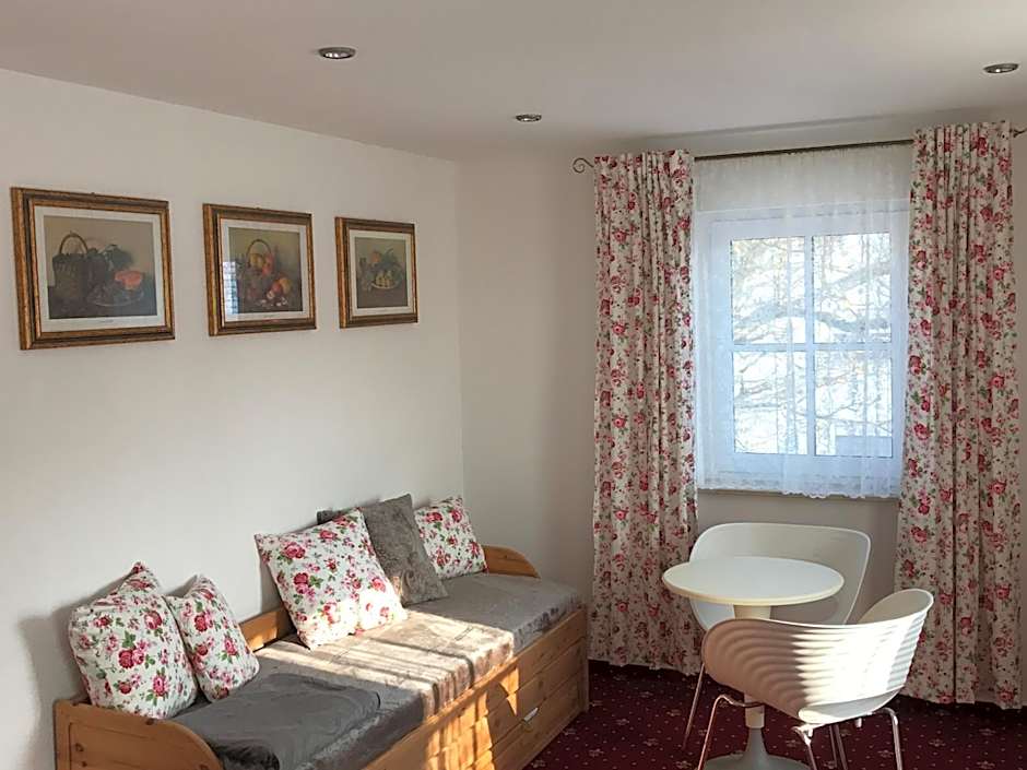 Landhotel Rangau Gasthof & Brennerei