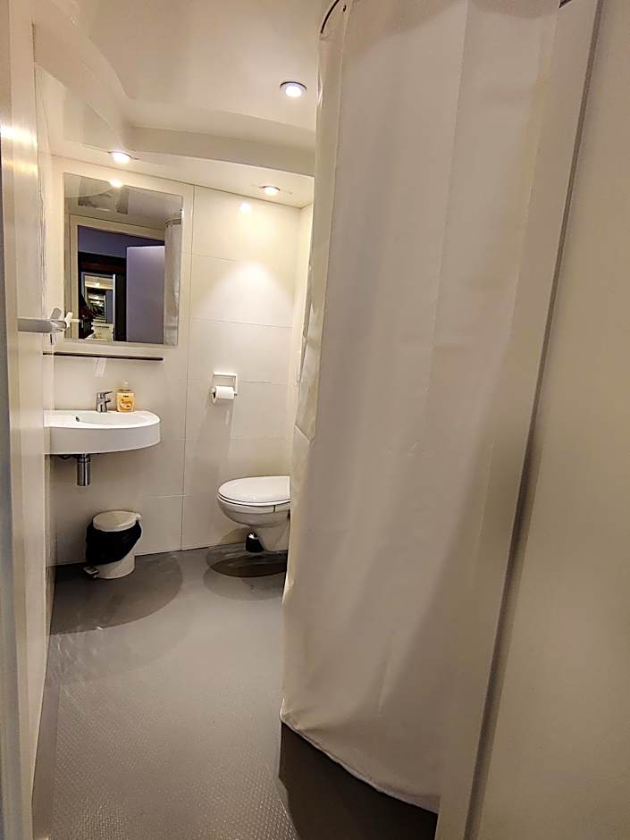 Jaala Hotel Guesthouse