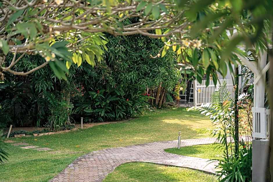 Beau Vallon Bungalows