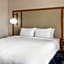 Fairfield by Marriott Inn & Suites Kansas City at The Legends