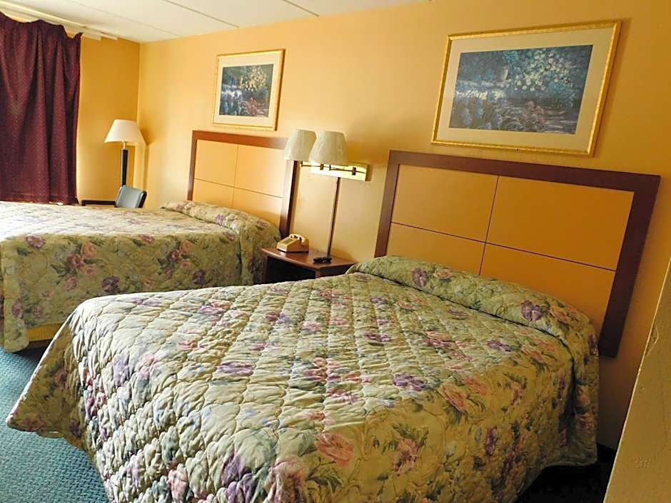 Camilla Inn & Suites