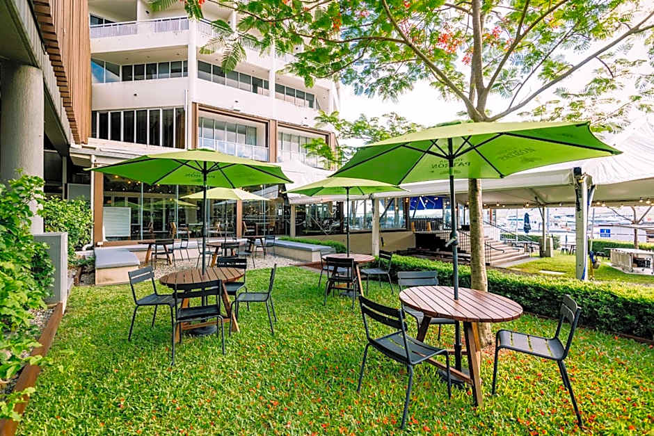 Shangri-La Hotel The Marina Cairns