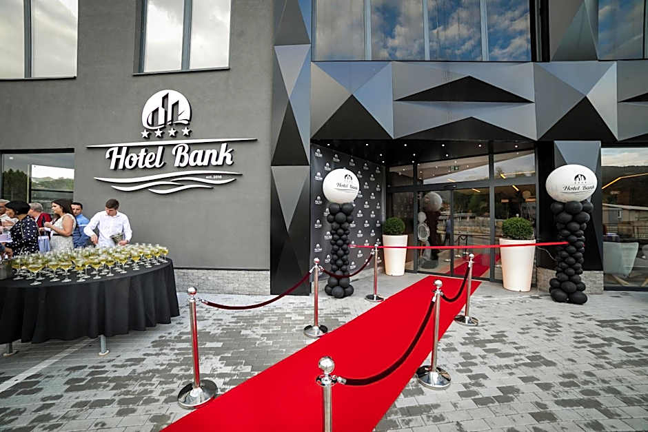 Hotel Bank