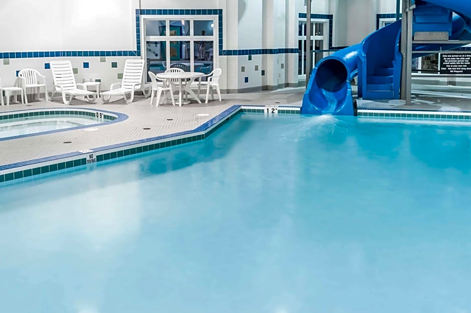 Ramada by Wyndham High River