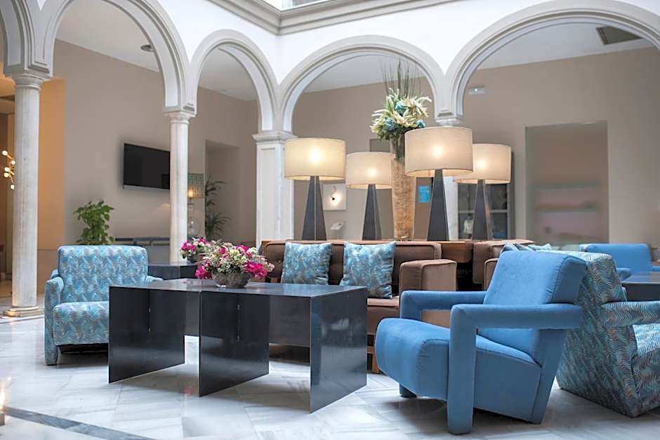 Petit Palace Marques Santa Ana