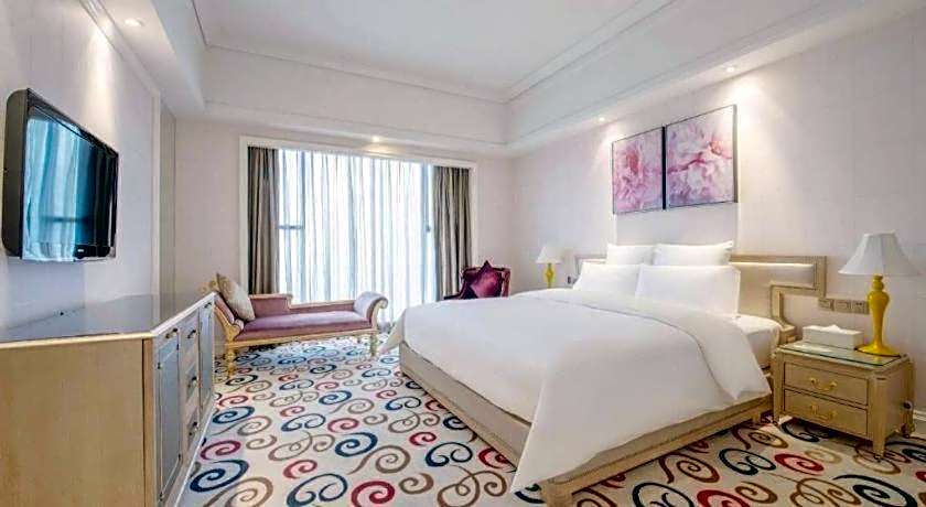 Babylon Hotel