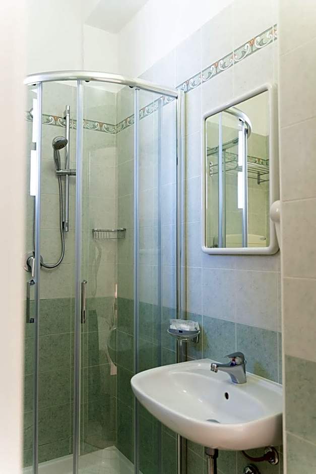 Strand Hotel