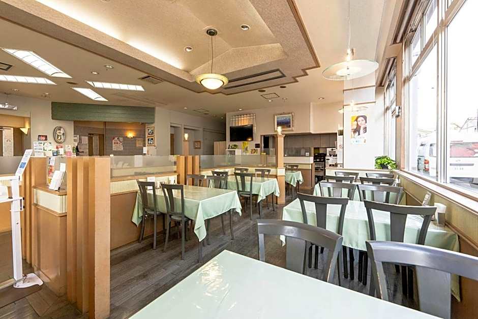 Tendo Central Hotel