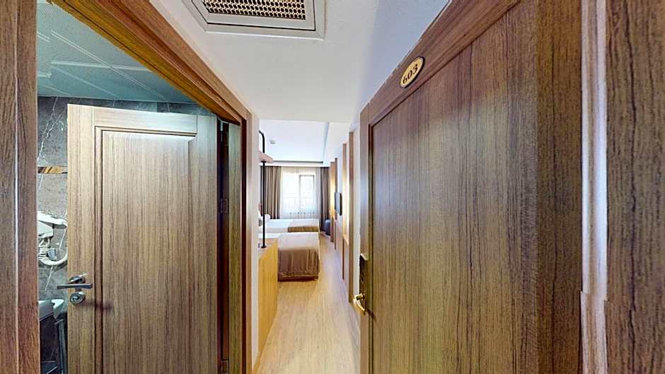 Istanbul River Hotel