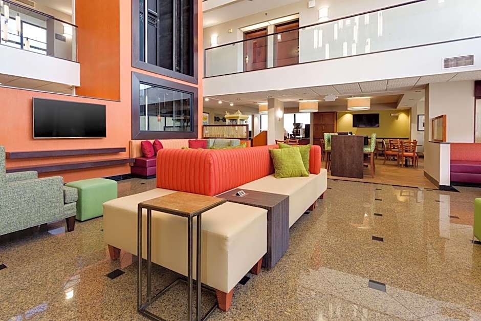 Drury Inn & Suites Denver Tech Center