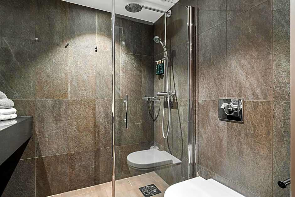 Clarion Hotel Admiral