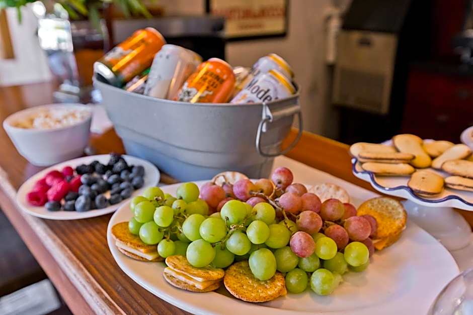 La Maison Hotel - Adults Only