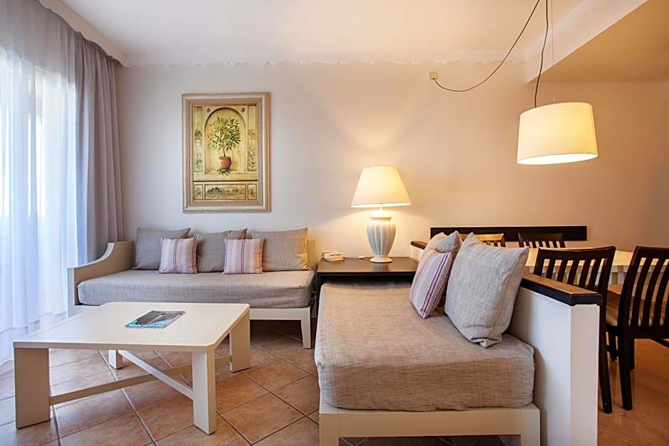 Grupotel Macarella Suites & Spa