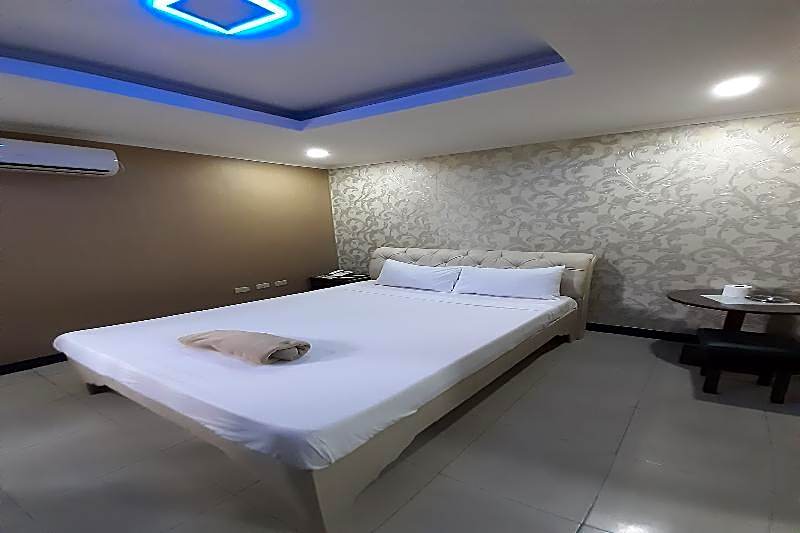PJ INN HOTEL