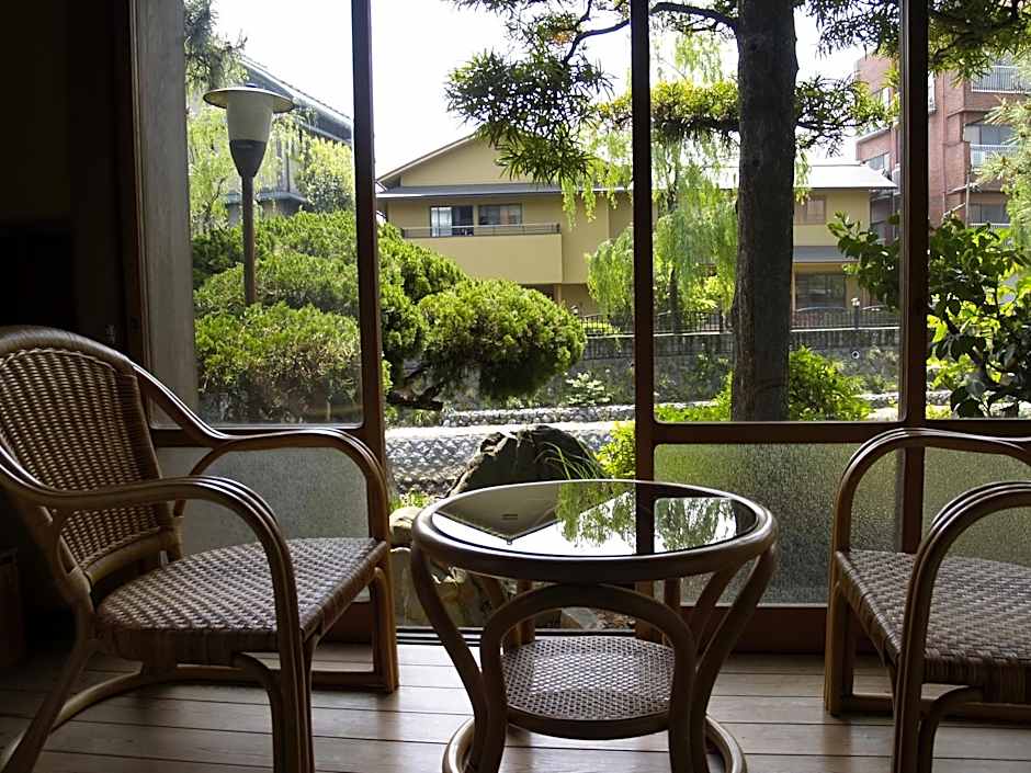 K's House Ito Onsen - Historical Ryokan Hostel