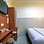 Urbanview Hotel 58 Bintaro by RedDoorz