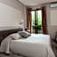 Hotel Monti