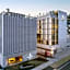 Renaissance Porto Lapa Hotel