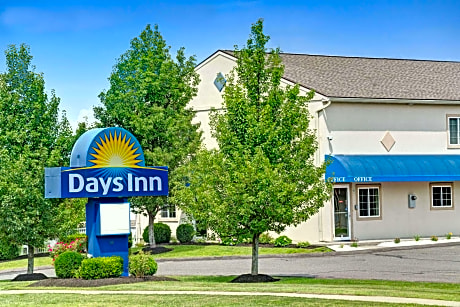 Days Inn by Wyndham Bethel - Danbury